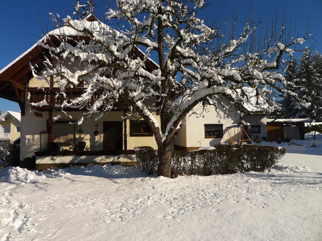 Ferienwohnung Kusternik Фельден-ам-Вертерзе Екстер'єр фото